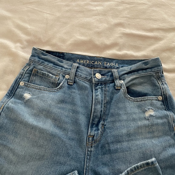 American eagle ripped mom jeans - Picture 5 of 5